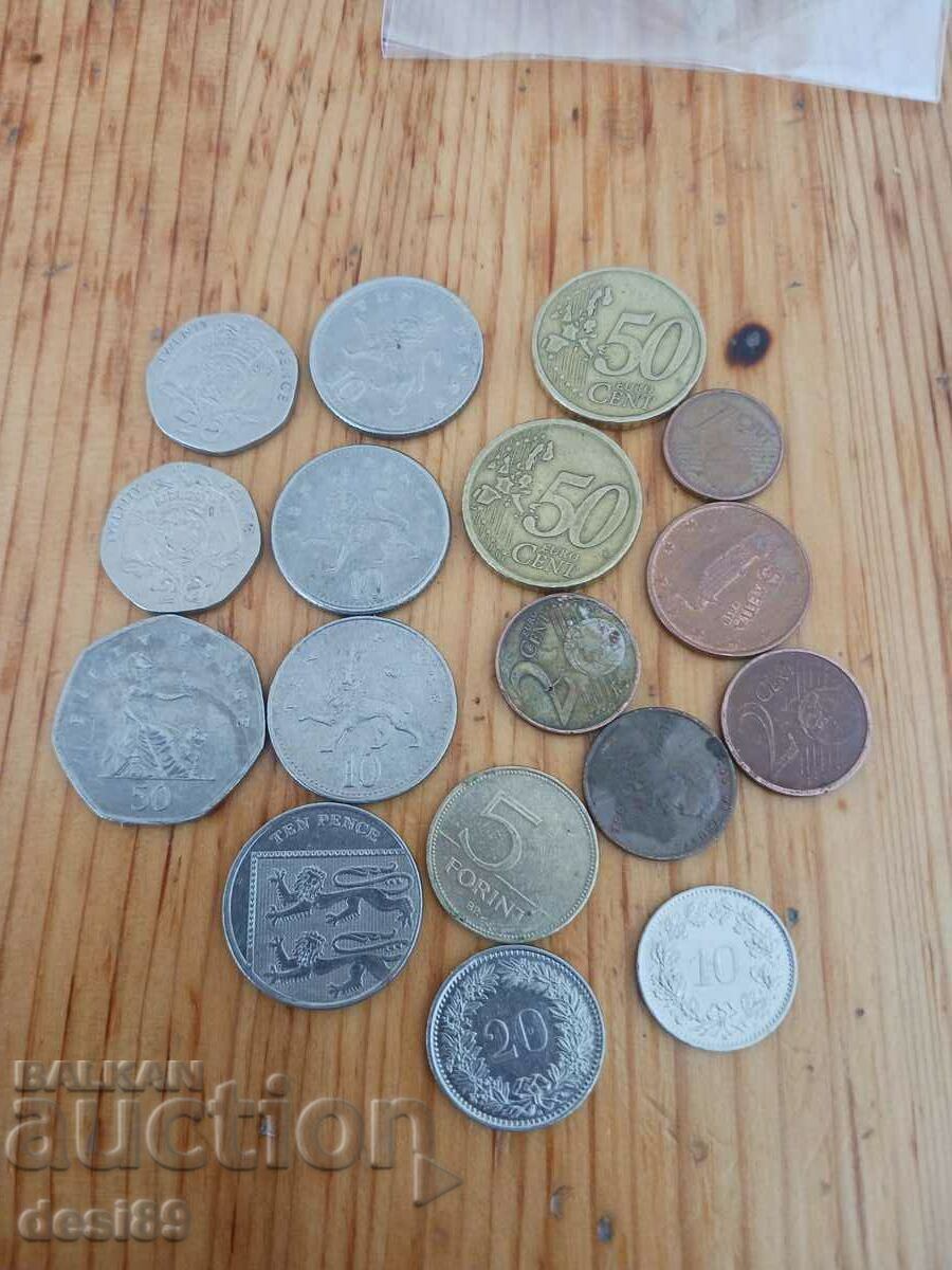 Монети 17 броя