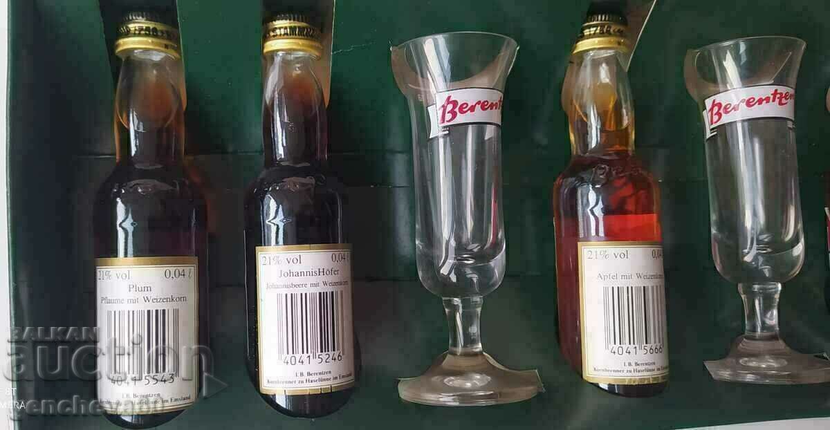 Delivery of A selection of fruit liqueurs, "Berentzen" in a box