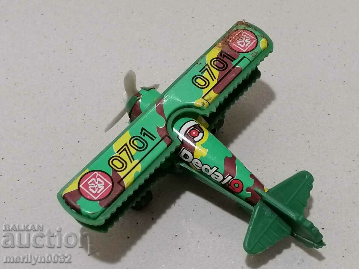 Delivery of Children's toy airplane biplane kite from Sotsa NRB Delivery of Children's toy airplane biplane kite from Sotsa NRB