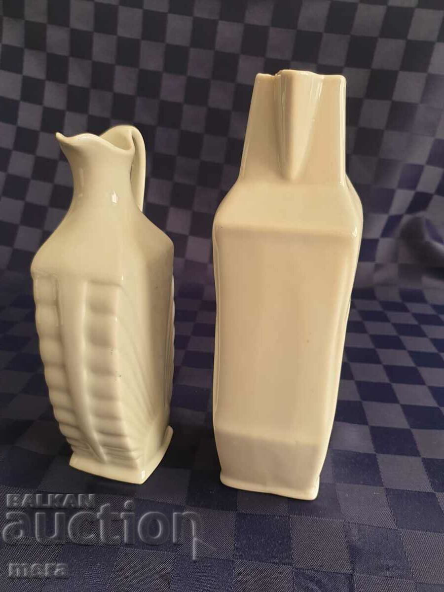 Licitație Vase de porțelan ale unui producător bulgar