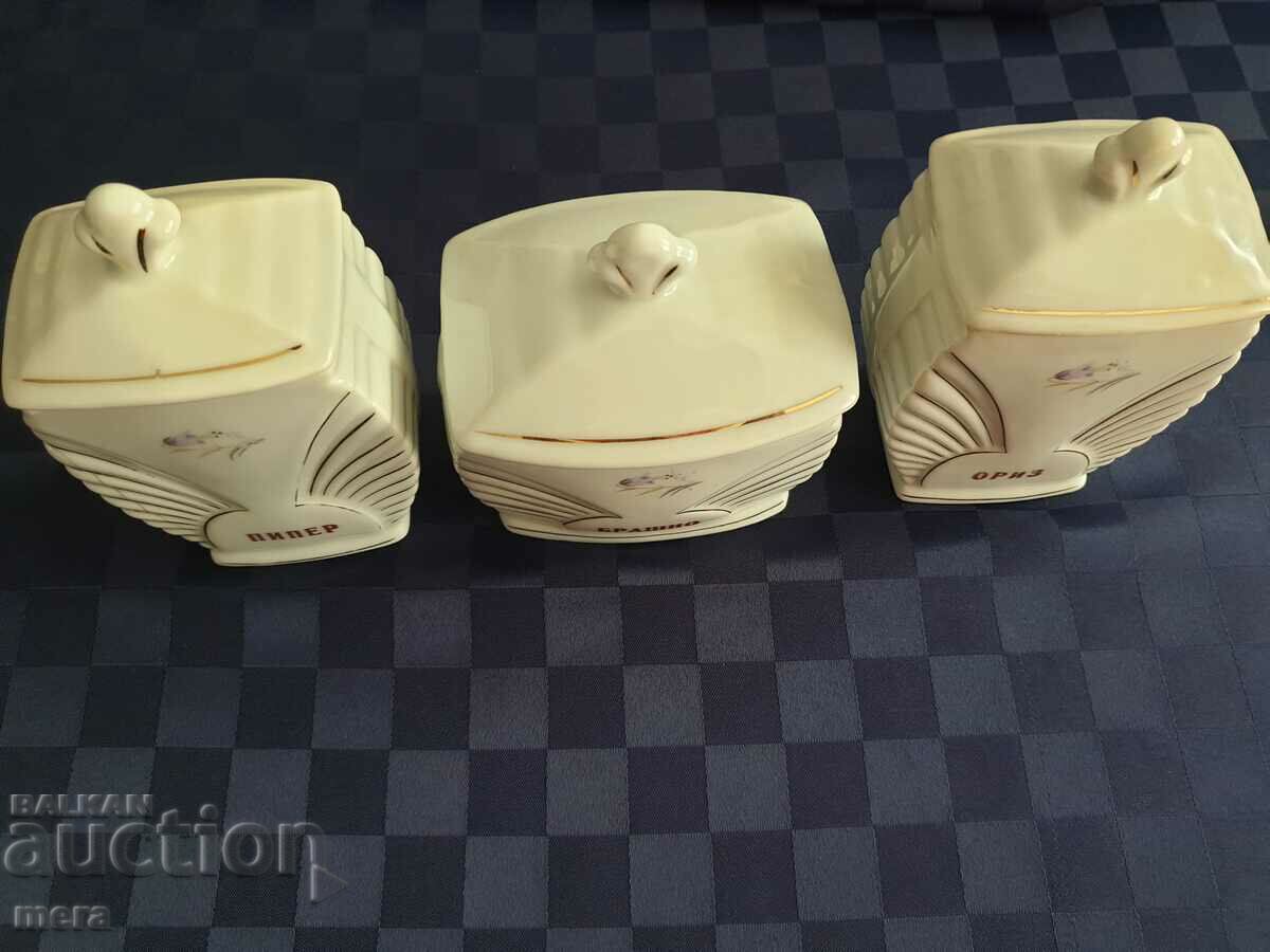 Auction Porcelain containers for spices from a Bulgarian manufacturer Auction Porcelain containers for spices from a Bulgarian manufacturer