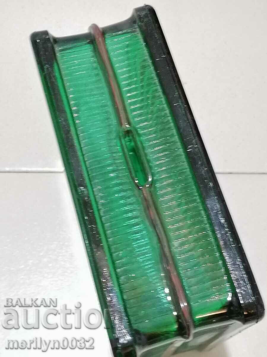 Pușculiță din cărămidă de sticlă de la fabrica de perioadă socială din Elena - 5