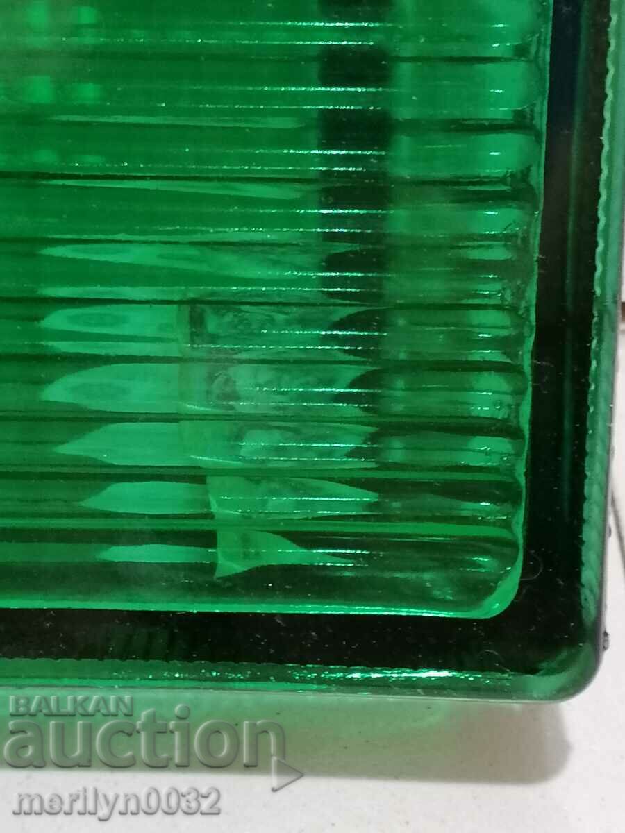 Pușculiță din cărămidă de sticlă de la fabrica de perioadă socială din Elena - 7