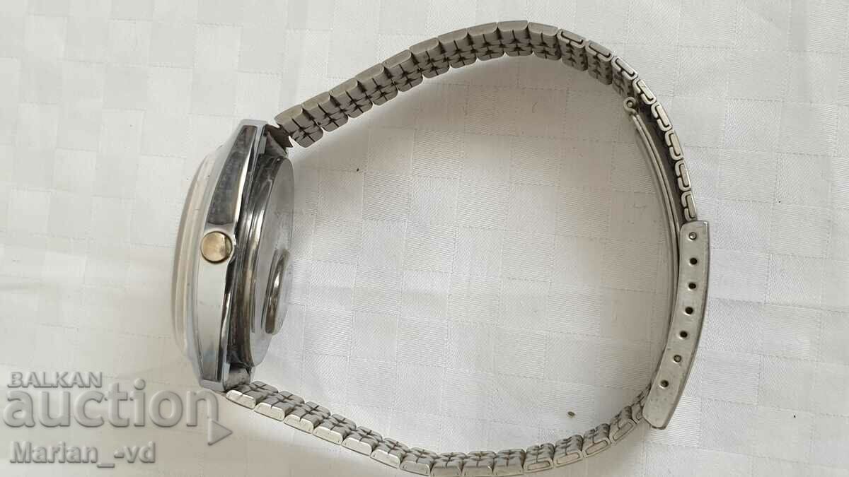 Delivery of Timex 550 Men's Watch Delivery of Timex 550 Men's Watch