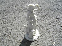 СТАР ПОРЦЕЛАН ДАМА С КУЧЕ