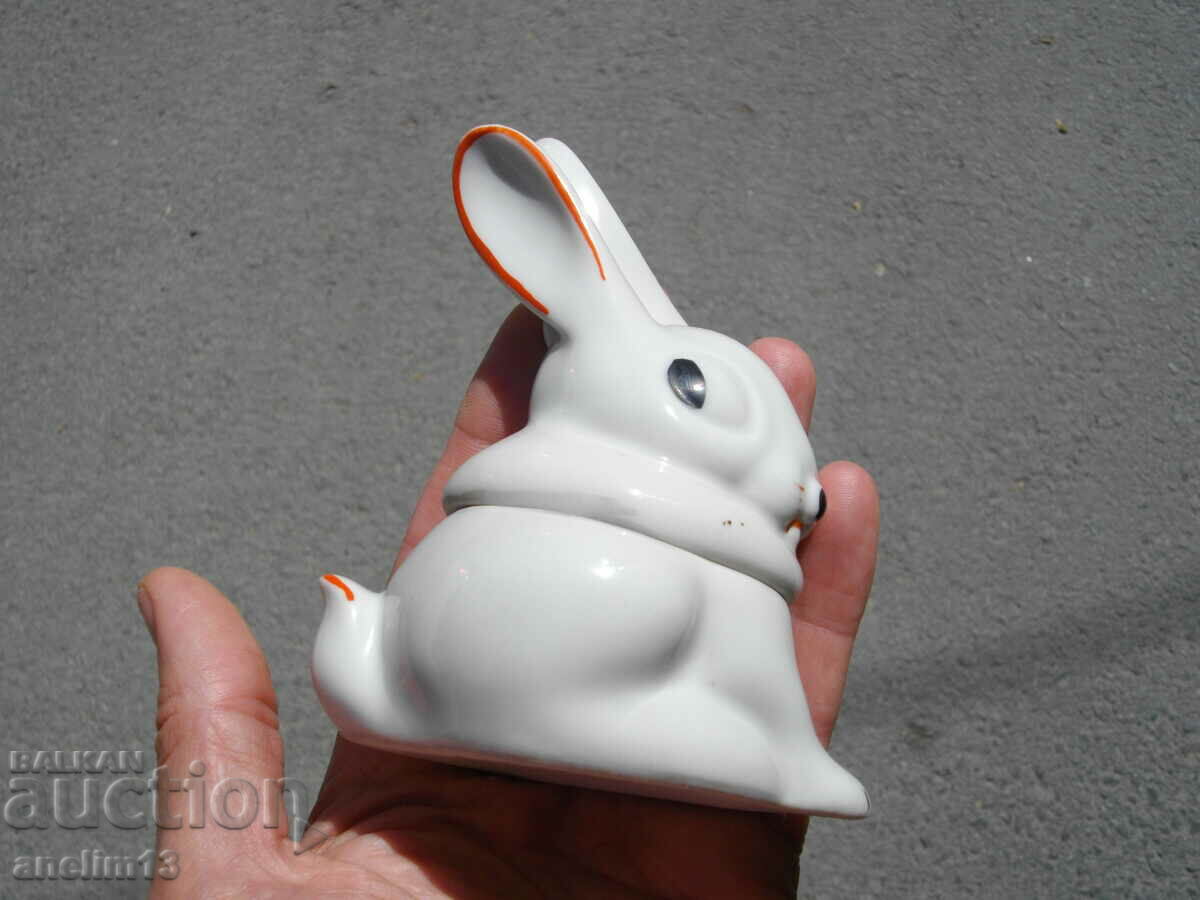 Delivery of OLD PORCELAIN BUNNY BOX MARKED Delivery of OLD PORCELAIN BUNNY BOX MARKED