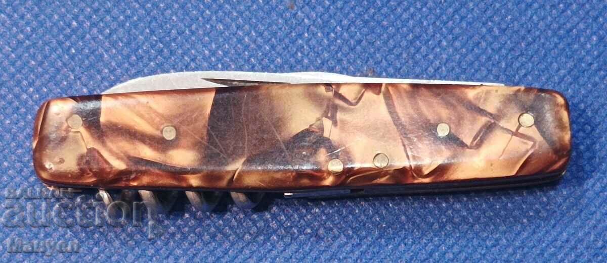 Old pocket knife "In Tarnovo".