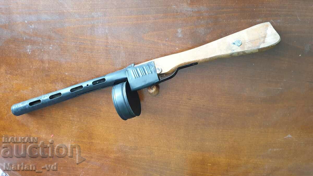 Old children's toy vending machine - 6 Old children's toy vending machine - 6