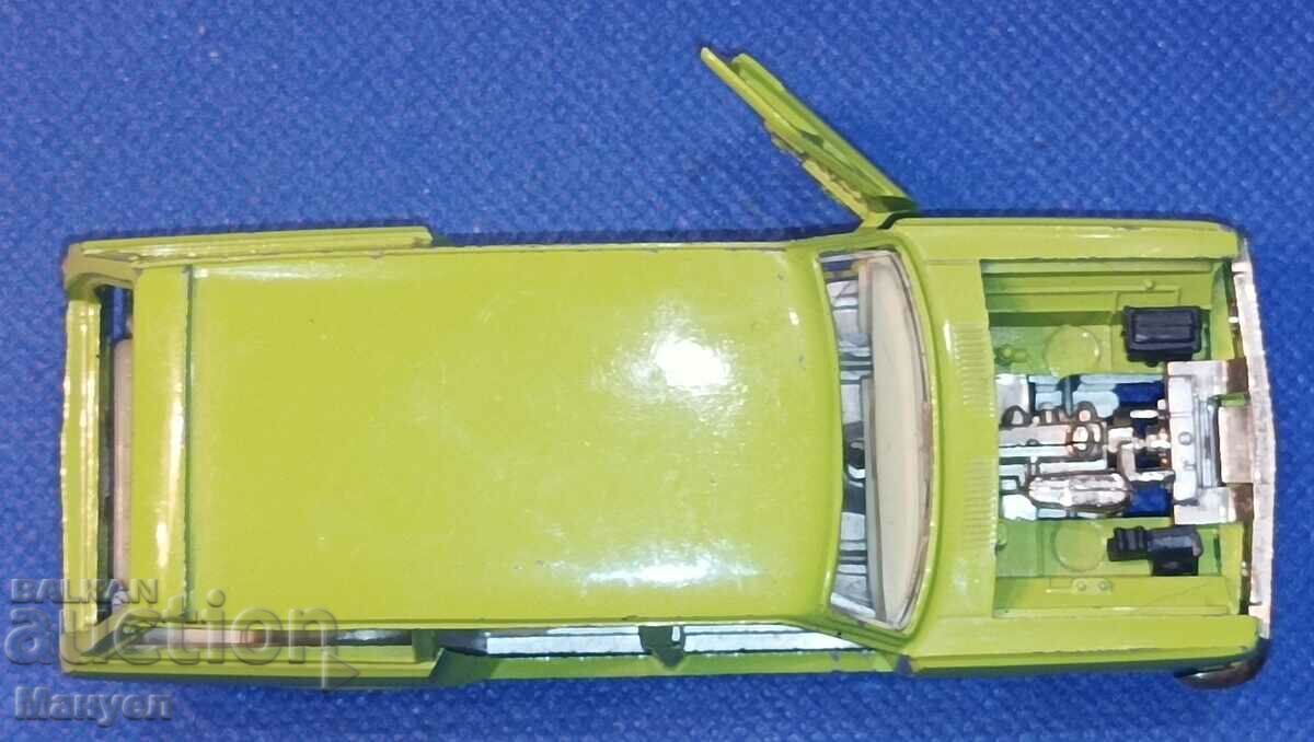 Δημοπρασία Παλιό μοντέλο - ΕΣΣΔ (ΕΣΣΔ, Ρωσία). Δημοπρασία Παλιό μοντέλο - ΕΣΣΔ (ΕΣΣΔ, Ρωσία).