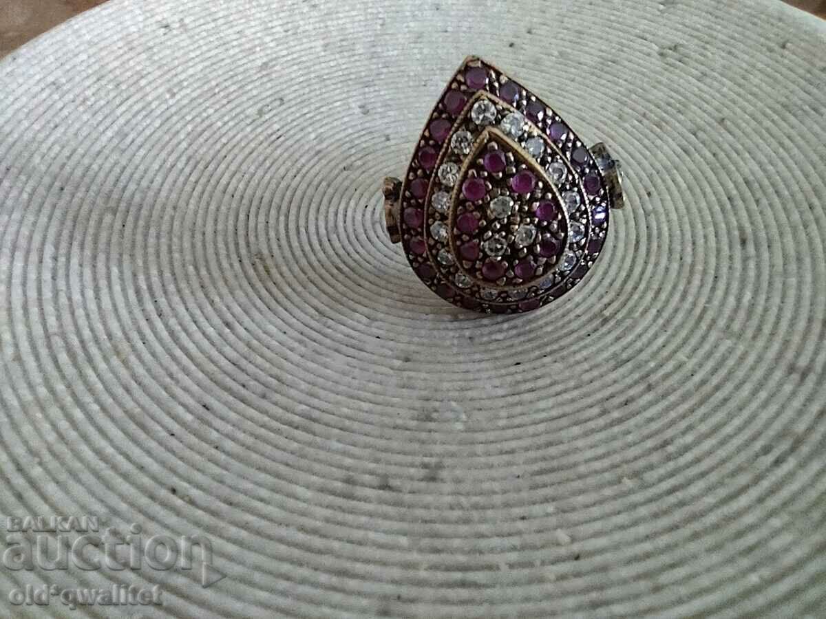 Ασημένιο δαχτυλίδι με ρουμπίνια και ζιργκόν