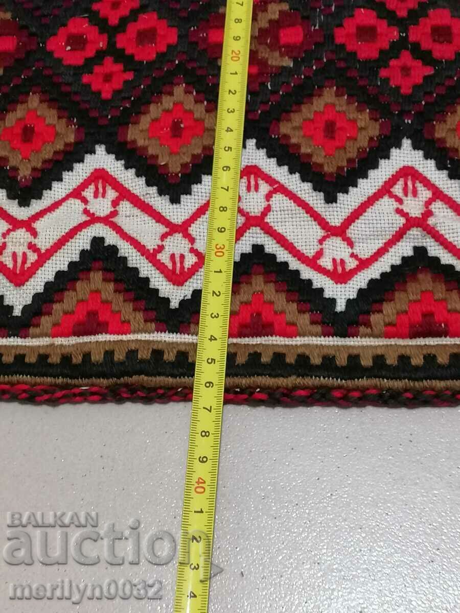 Auction Old woven embroidered embroidered costume pillow case Auction Old woven embroidered embroidered costume pillow case