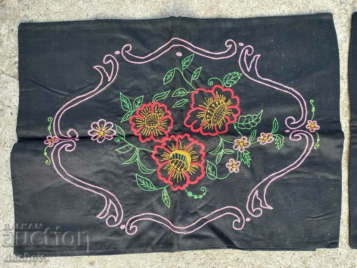 Παράδοση Παρτίδα 2 Vintage Χειροποίητα Κεντητά Καλύμματα Μαξιλαροθήκη Ταβέρνα