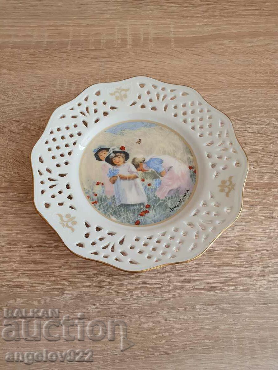 Jenny Nystroms Minne porcelain wall plate