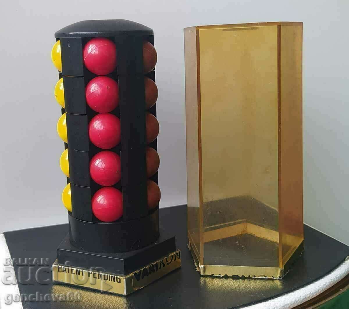 Auction Vintage Rubik's Cube/Tower of Babel Auction Vintage Rubik's Cube/Tower of Babel