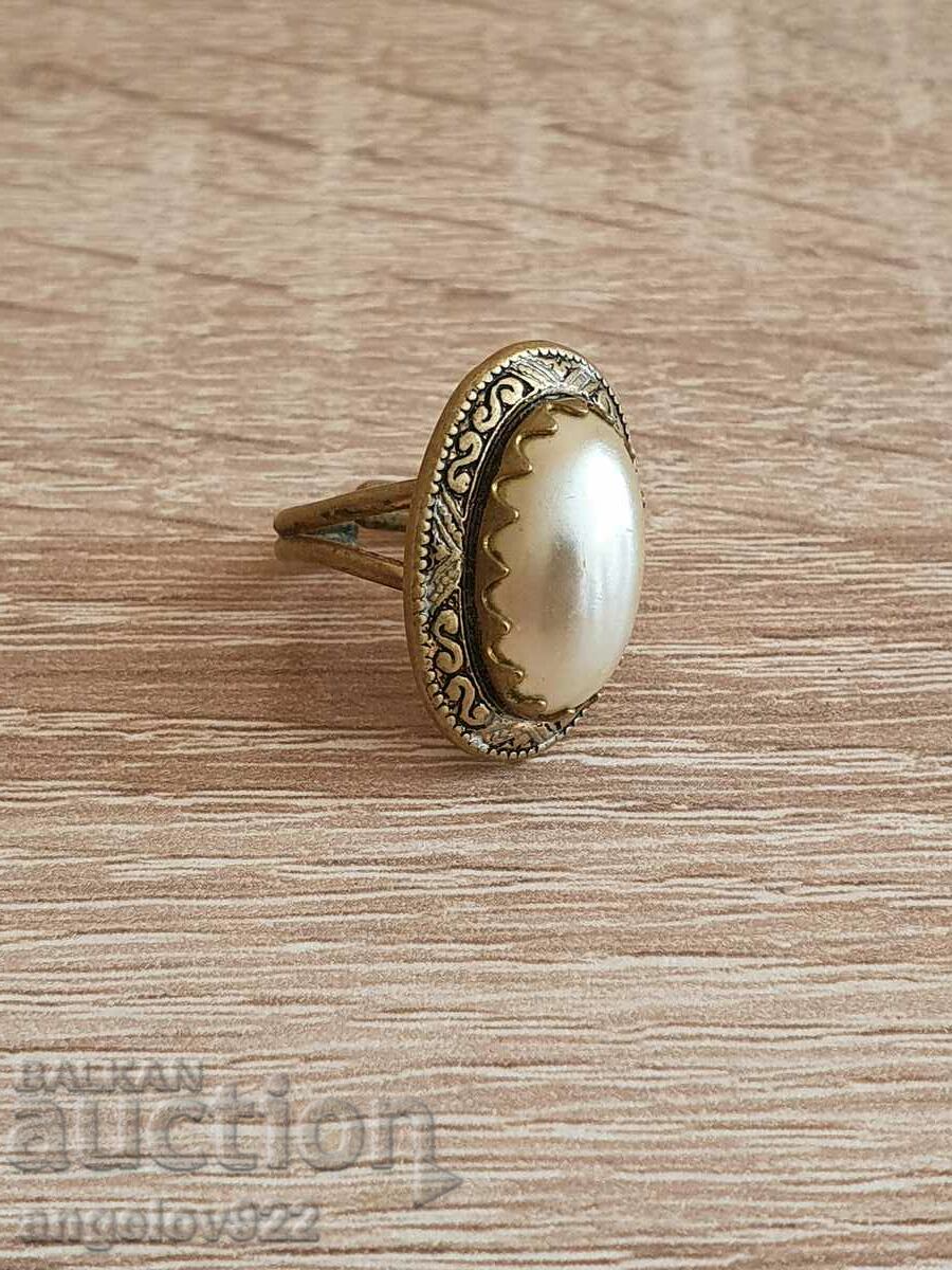 Стар пръстен с перла!
