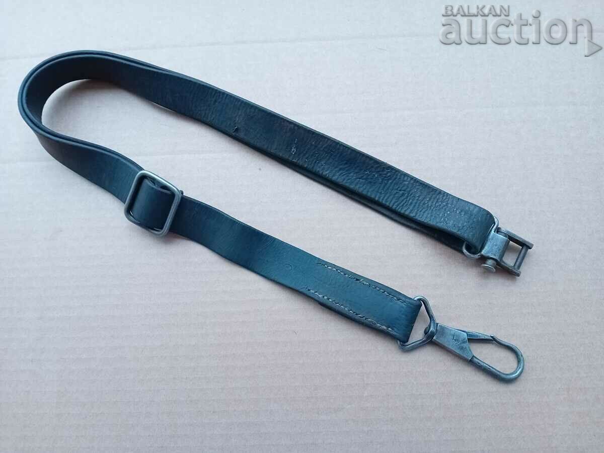 Auction WW2 Wehrmacht Carabiner Belt Carrier Auction WW2 Wehrmacht Carabiner Belt Carrier