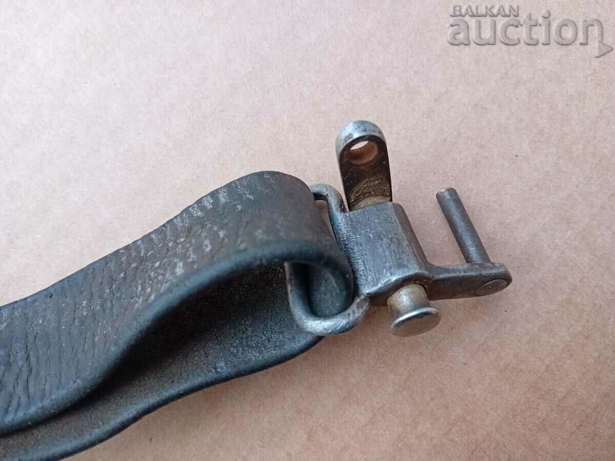WW2 Wehrmacht Carabiner Belt Carrier - 5 WW2 Wehrmacht Carabiner Belt Carrier - 5