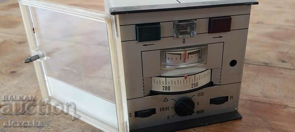 Old thermostat with price 33.00 BGN | € 16.87 Old thermostat with price 33.00 BGN | € 16.87