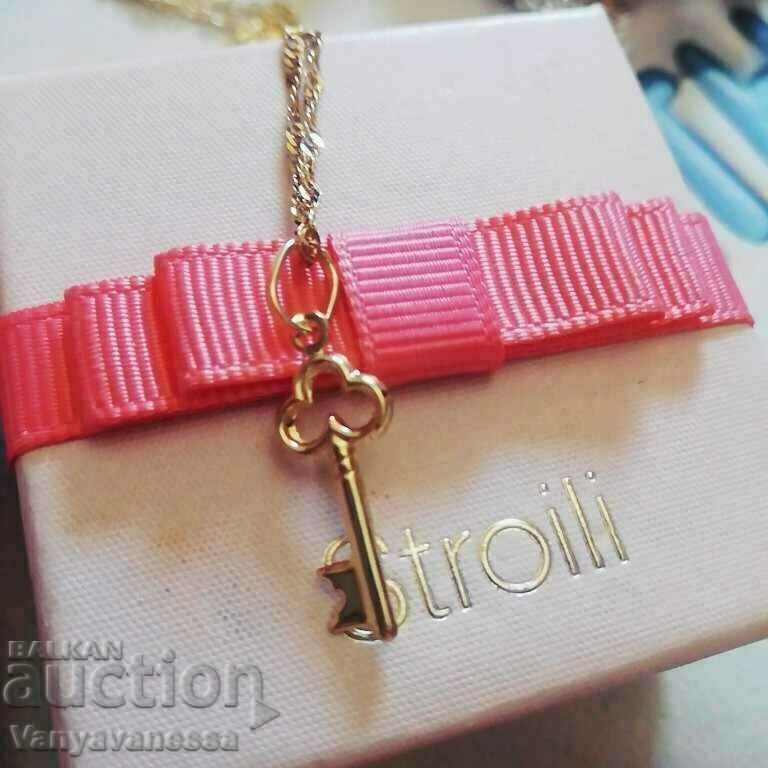 Gold Key Key with chain necklace 9K with price 360.00 BGN | € 184.07 Gold Key Key with chain necklace 9K with price 360.00 BGN | € 184.07