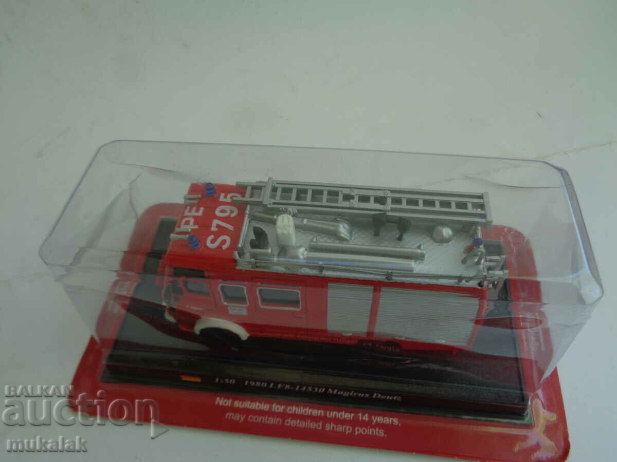 Delivery of 1:50 DEL PRADO 1980 MAGIRUS FIRE TRUCK TOY MODEL Delivery of 1:50 DEL PRADO 1980 MAGIRUS FIRE TRUCK TOY MODEL