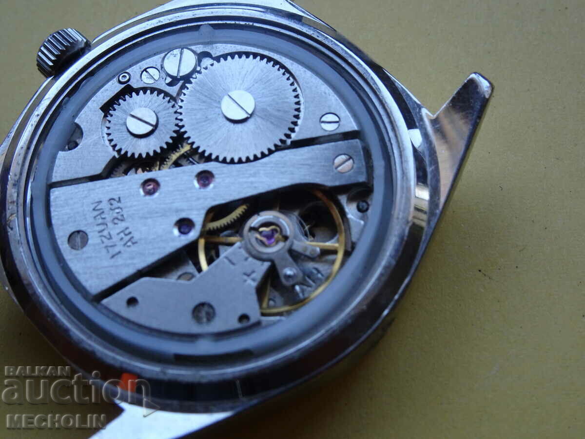 PRATINA CLOCK - 7 PRATINA CLOCK - 7