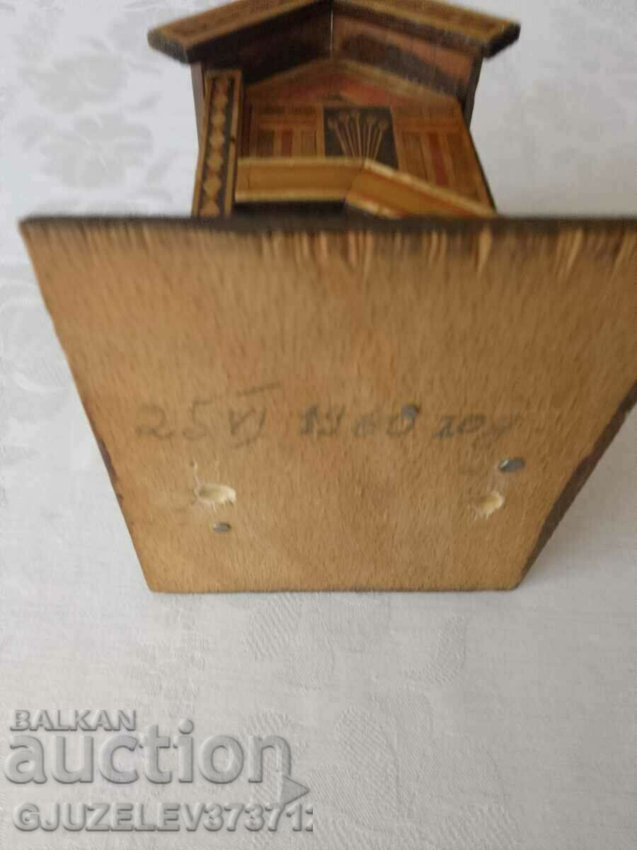 Auction Old money box with Intarsia Auction Old money box with Intarsia