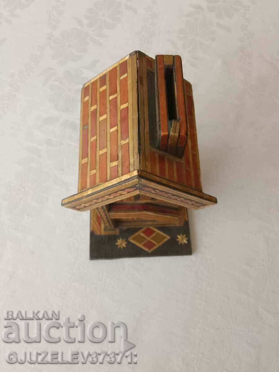 Old money box with Intarsia - 5 Old money box with Intarsia - 5