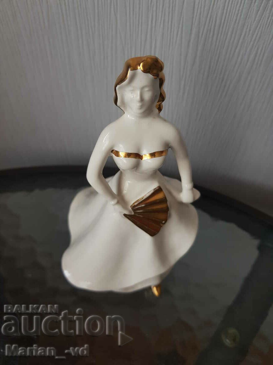 Порцеланова фигура на жена - 7 Порцеланова фигура на жена - 7