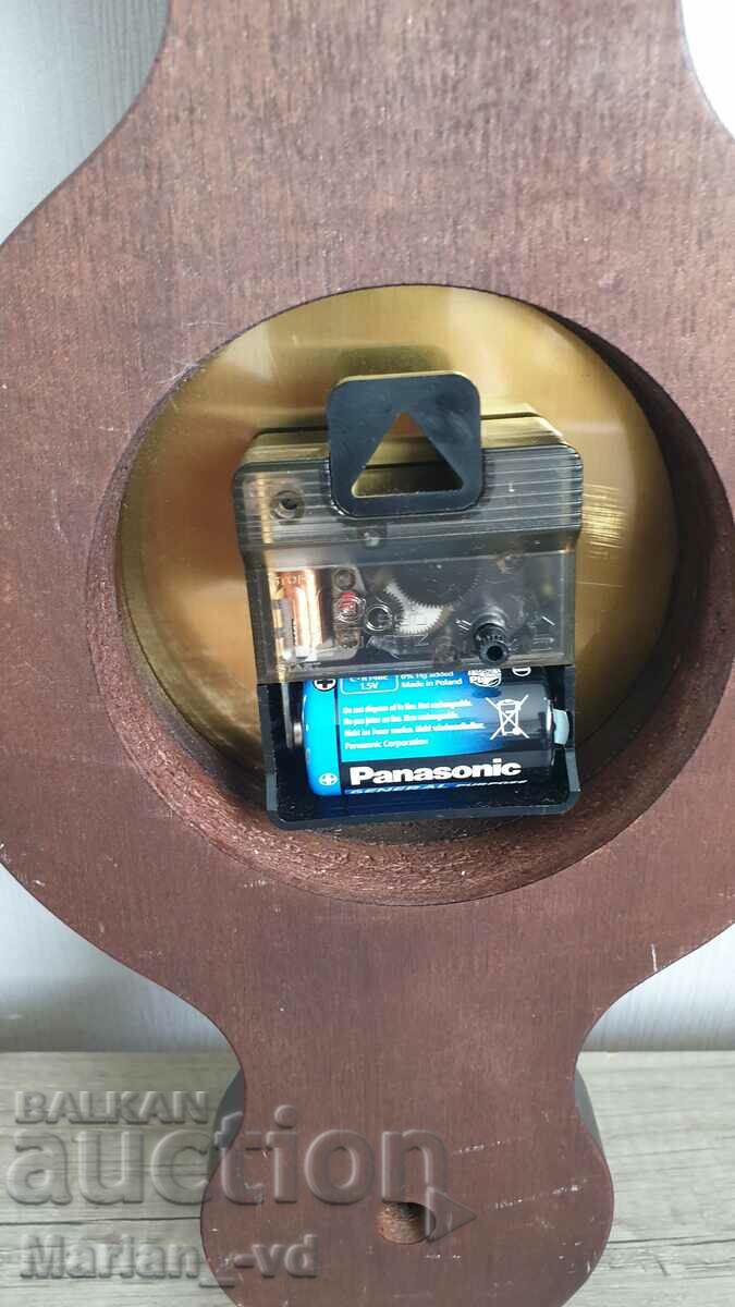 Delivery of Wooden thermometer, barometer, clock and hygrometer Delivery of Wooden thermometer, barometer, clock and hygrometer