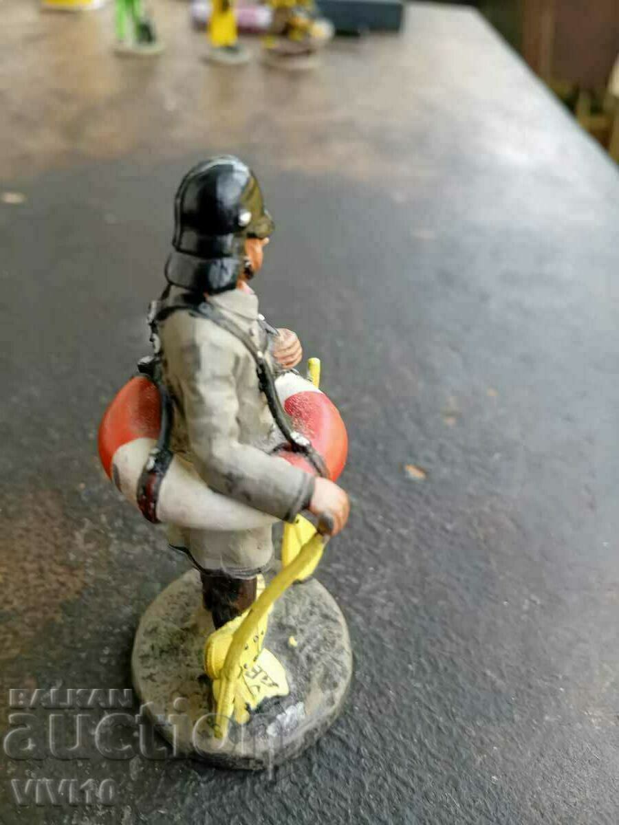 Delivery of Lead fireman del prado