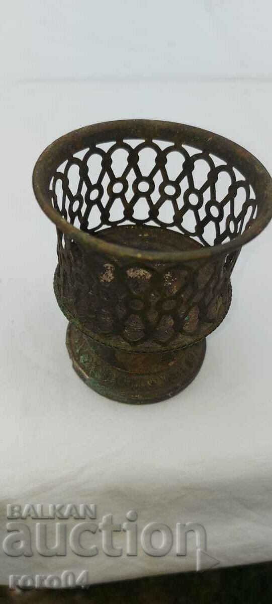 Auction FURNISHED - VERY OLD Auction FURNISHED - VERY OLD