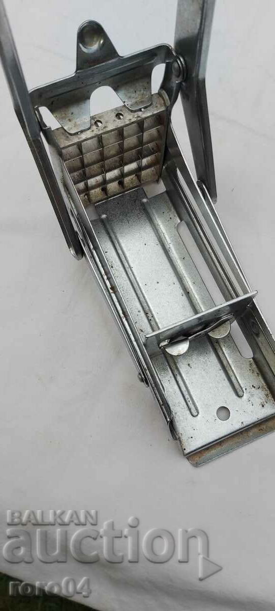 Auction DESKTOP PRESS FOR POTATO - CHIPS Auction DESKTOP PRESS FOR POTATO - CHIPS