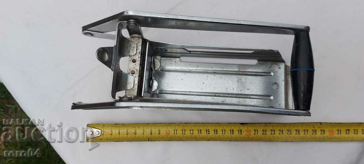 Delivery of DESKTOP PRESS FOR POTATO - CHIPS Delivery of DESKTOP PRESS FOR POTATO - CHIPS