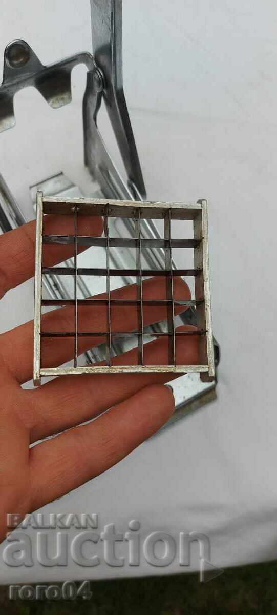 DESKTOP PRESS FOR POTATO - CHIPS - 6 DESKTOP PRESS FOR POTATO - CHIPS - 6