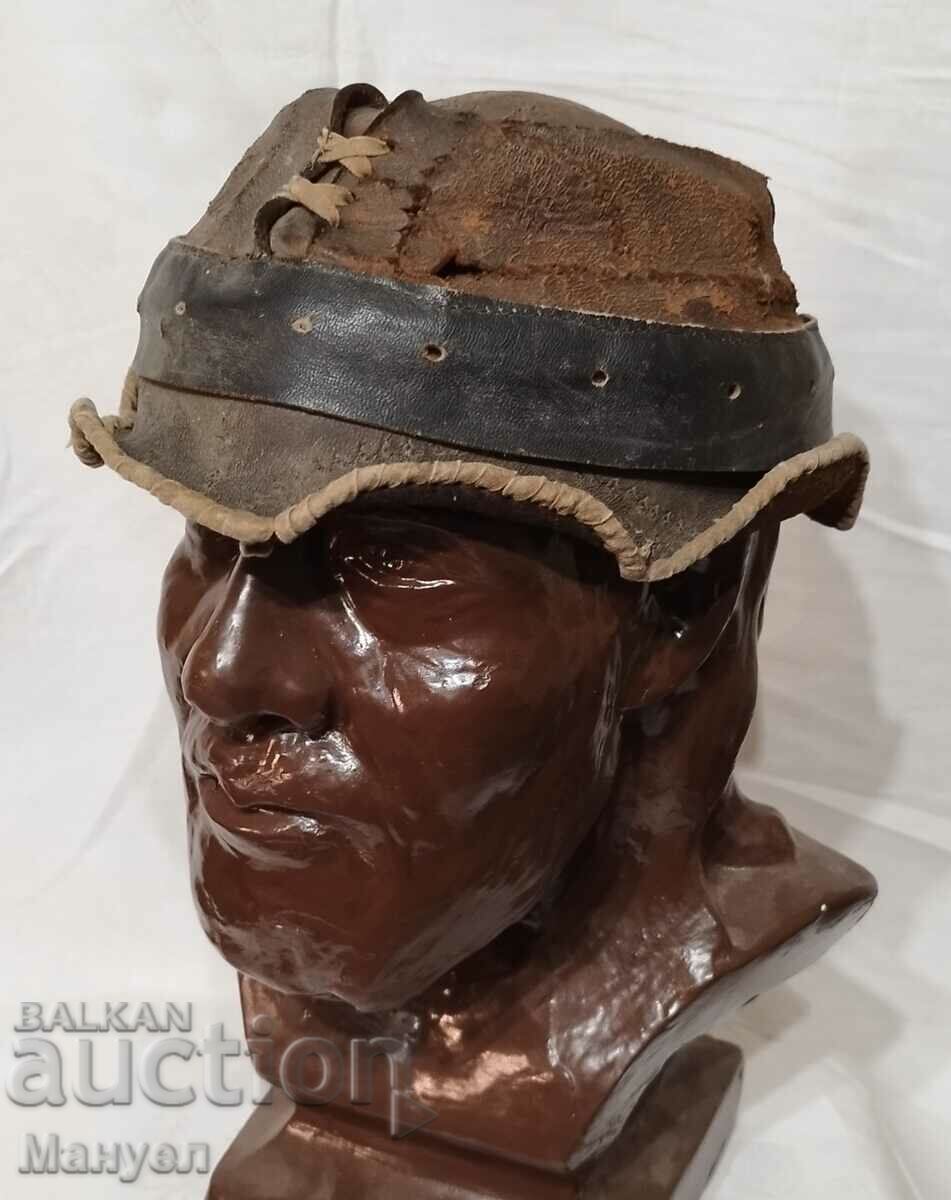 Old leather hat. with price 59.90 BGN | € 30.63 Old leather hat. with price 59.90 BGN | € 30.63