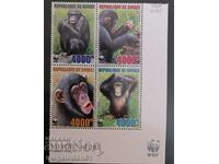 Гвинея -  WWF фауна, шимпанзе
