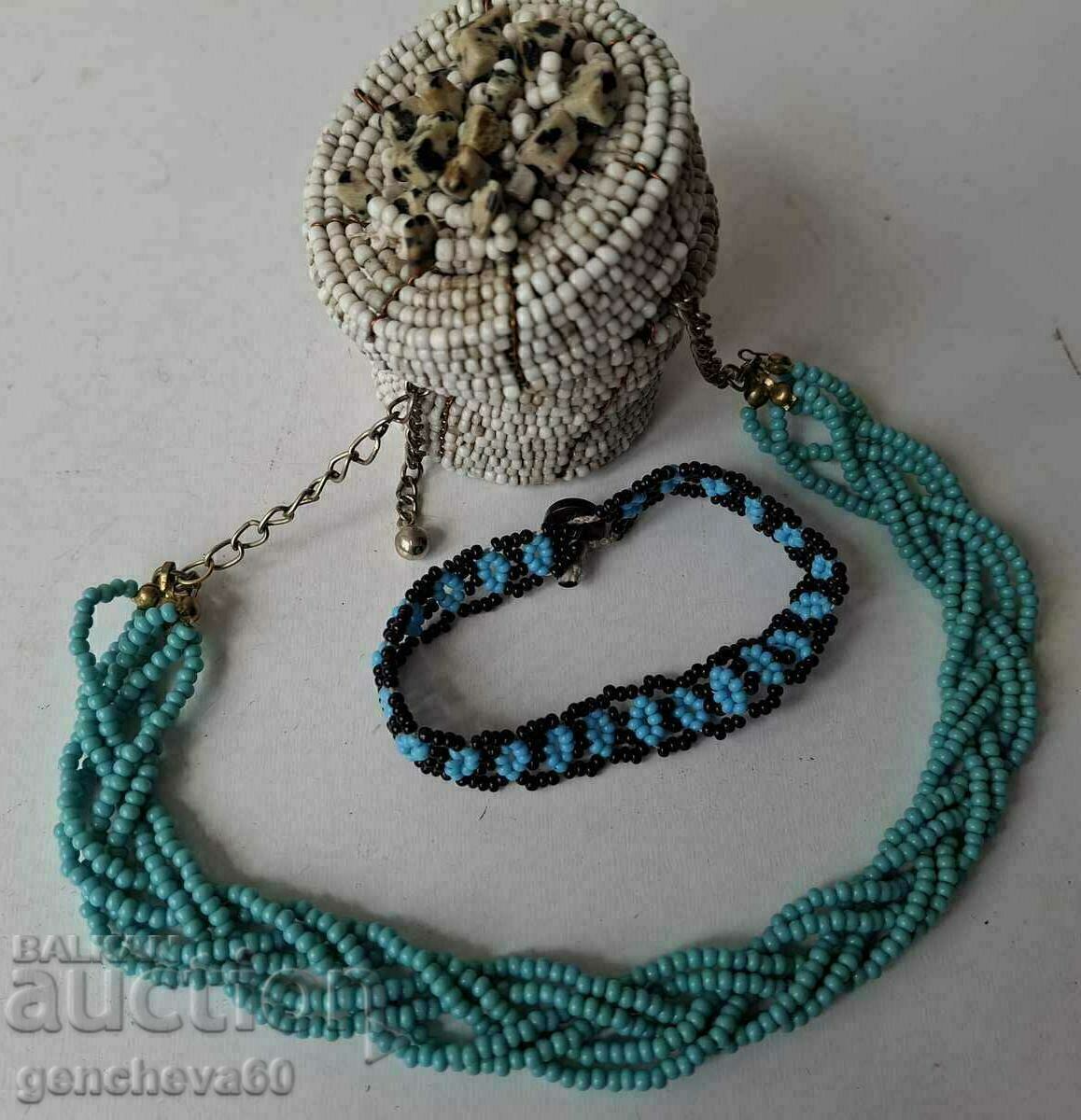 Auction  Beaded box and necklace, bracelet of blue beads for a folk costume