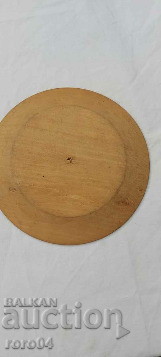 Delivery of HOUSEHOLD PLATE - COSTUMES - DANCE Delivery of HOUSEHOLD PLATE - COSTUMES - DANCE