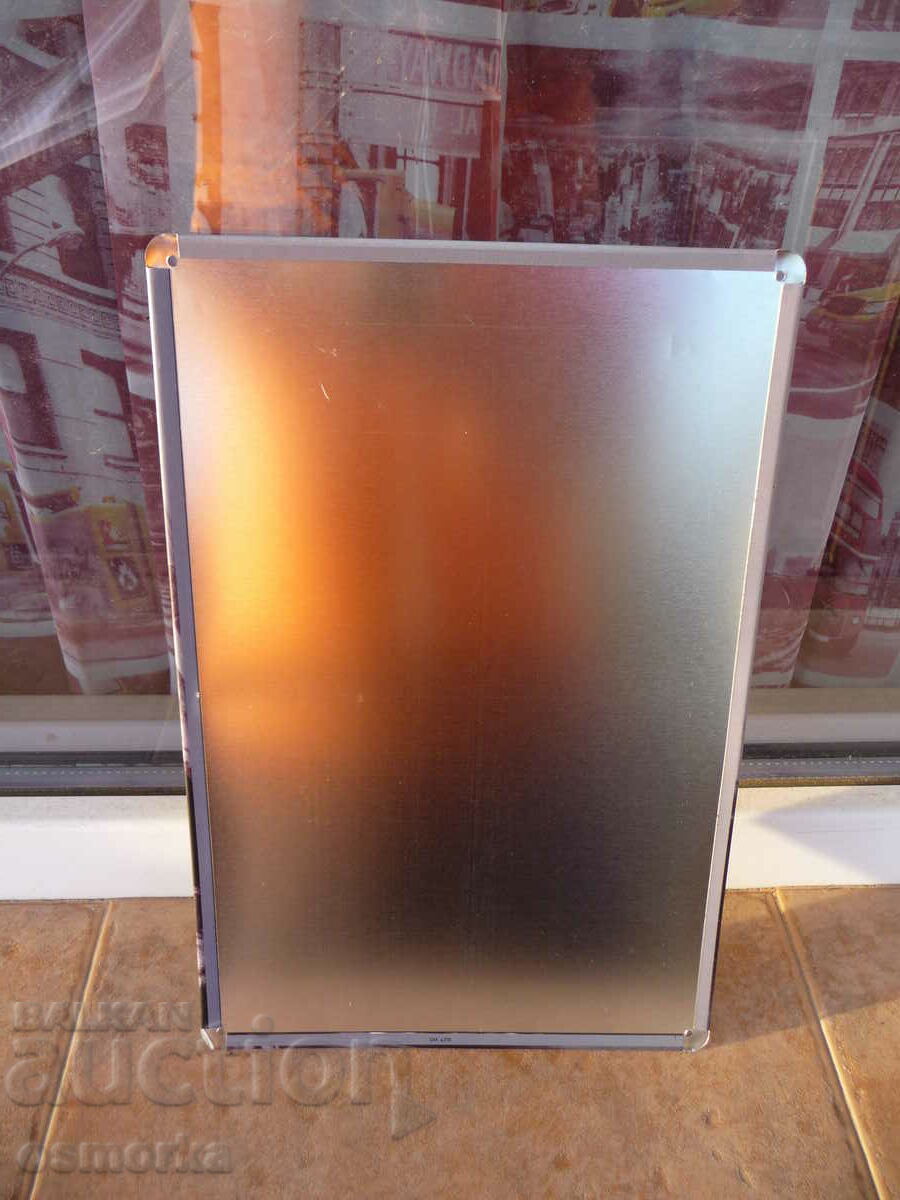 Δημοπρασία Μεταλλική ταμπέλα μοτέρ rocker γκόμενα wind hair ταξίδια ταινία Δημοπρασία Μεταλλική ταμπέλα μοτέρ rocker γκόμενα wind hair ταξίδια ταινία