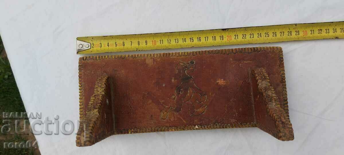 PIF - WOODEN SHELF - 5 PIF - WOODEN SHELF - 5