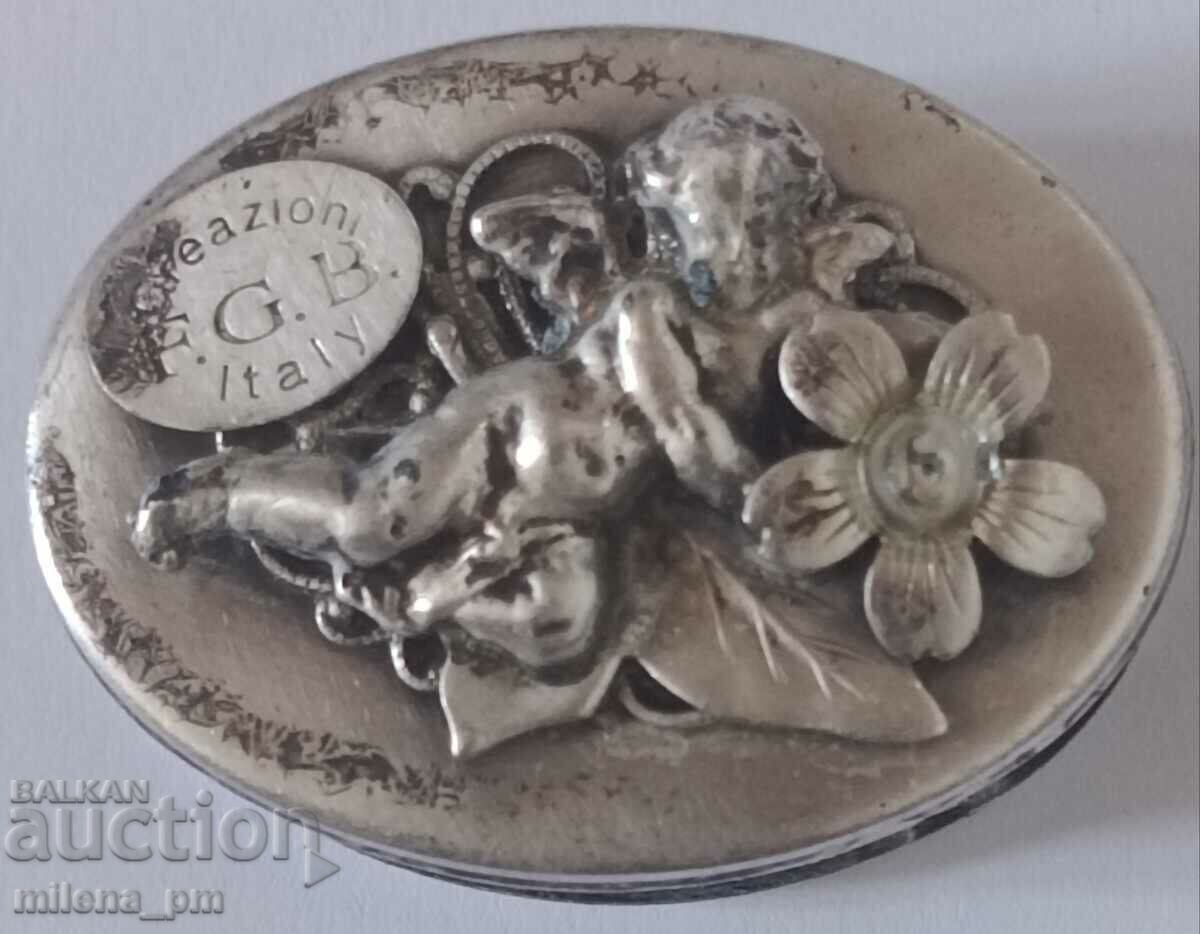 A small box with price 34.99 BGN | € 17.89 A small box with price 34.99 BGN | € 17.89