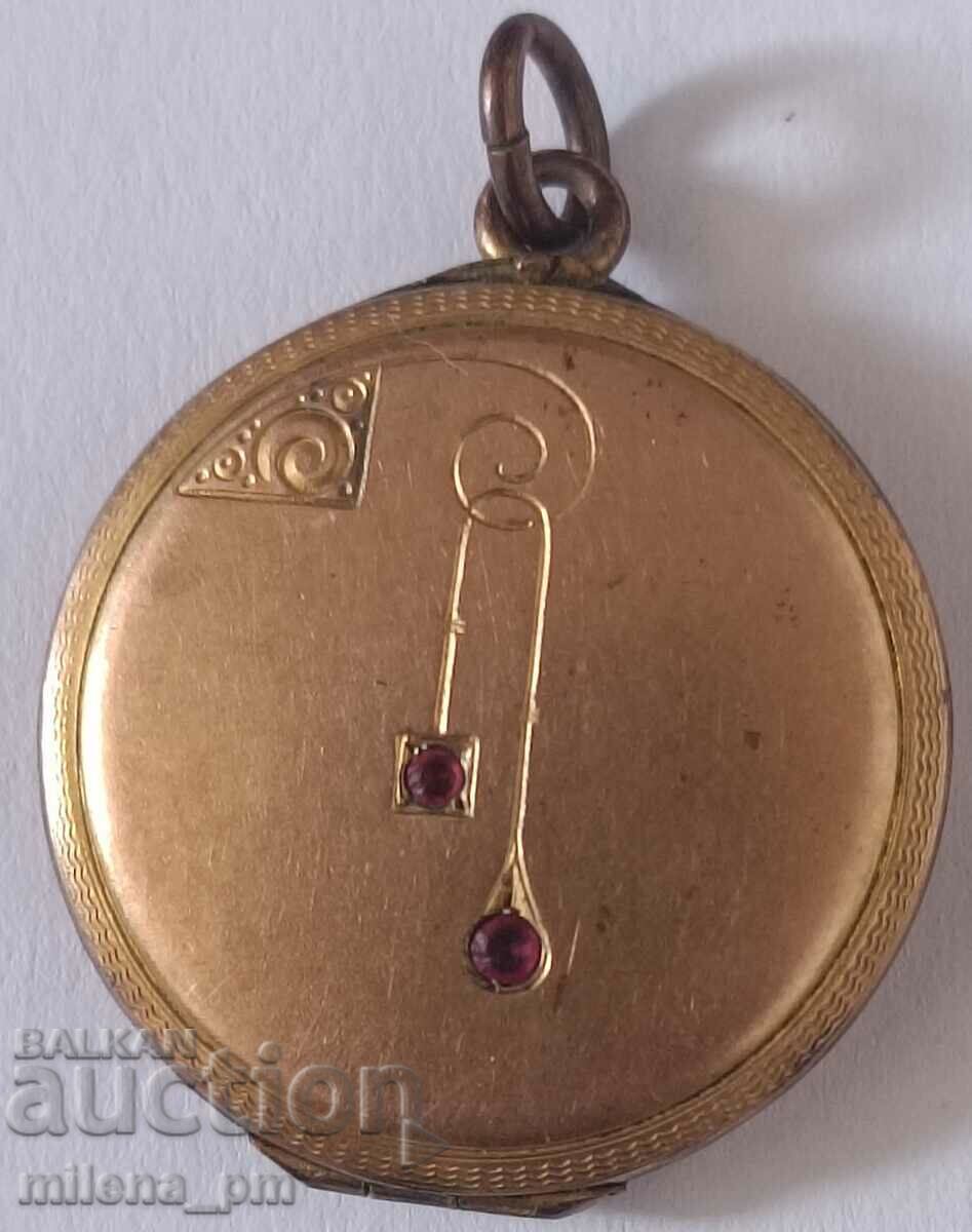 Old gold plated photo pendant