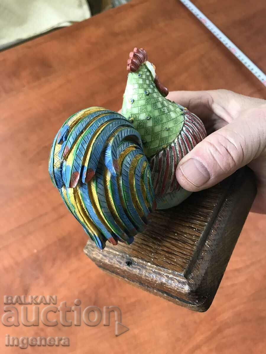 Delivery of PORCELAIN FIGURE STATUETTE CHICKEN HEN ROOSTER DECORATED RELIEF Delivery of PORCELAIN FIGURE STATUETTE CHICKEN HEN ROOSTER DECORATED RELIEF