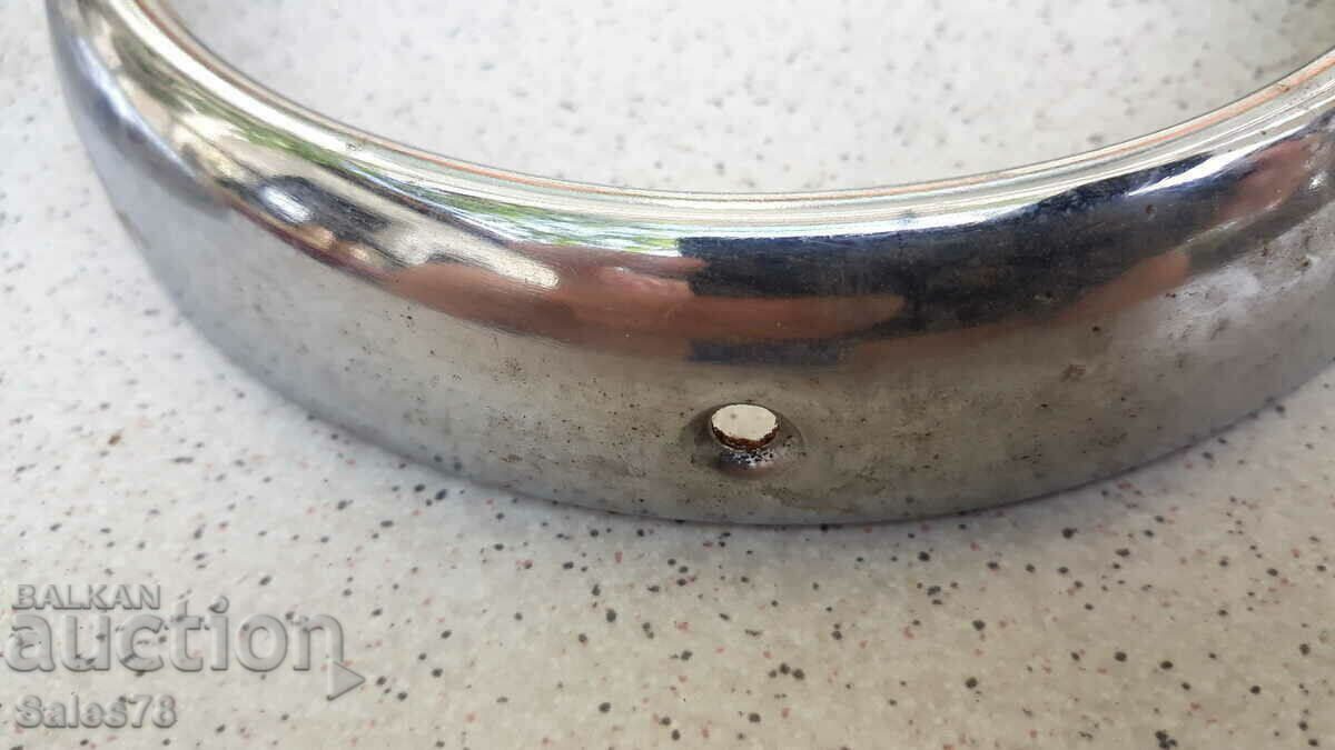 Vintage car headlight bracelets with price 20.00 BGN | € 10.23 Vintage car headlight bracelets with price 20.00 BGN | € 10.23