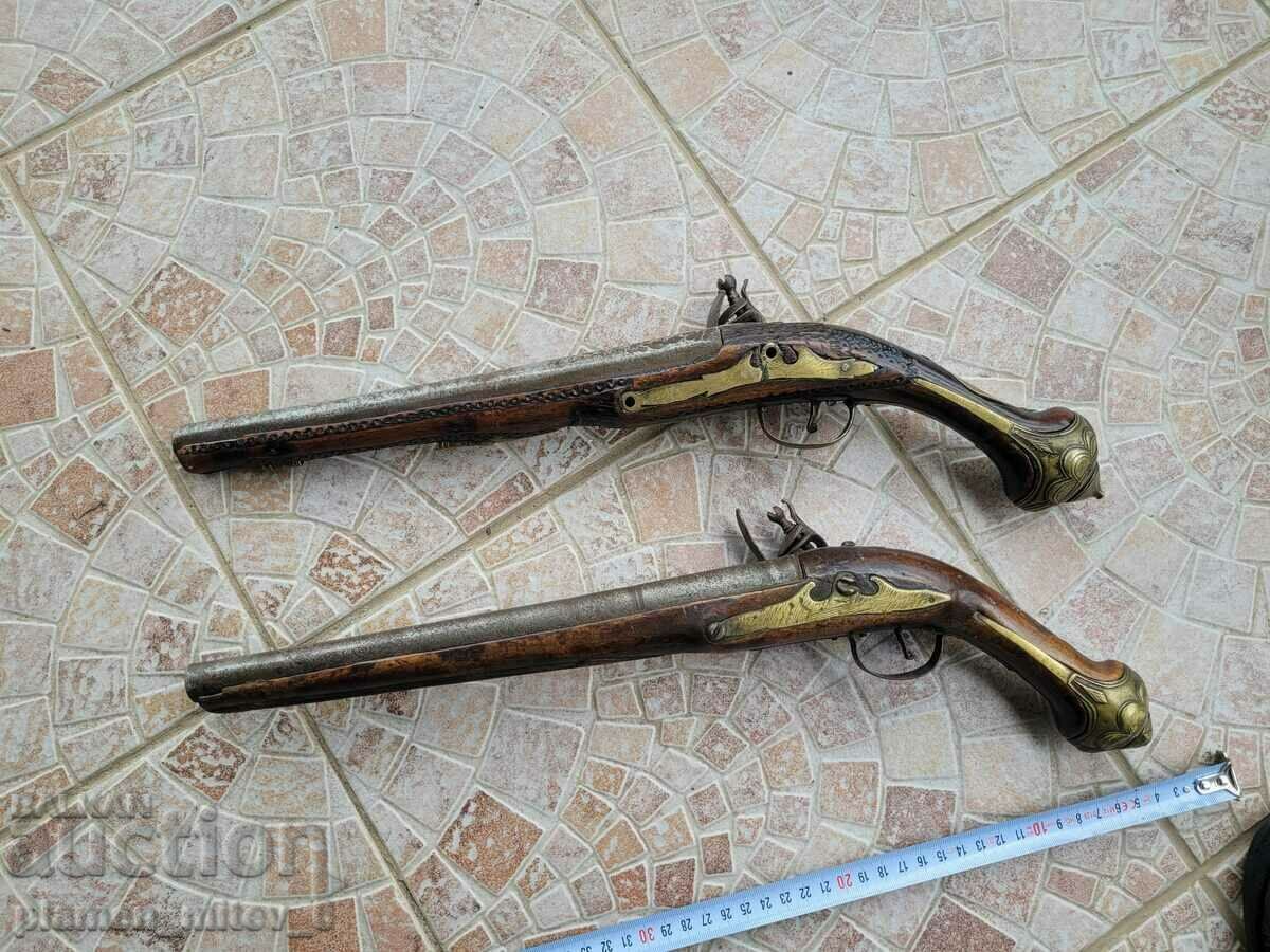 pistol, pishtov, silex, euzalia cu preț € 1278.23 | 2500.00 BGN