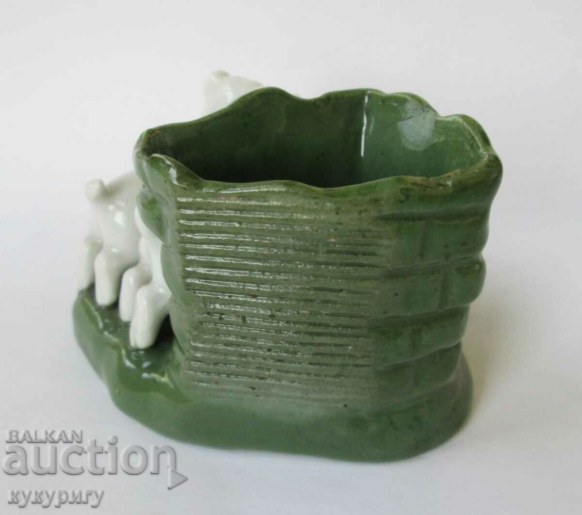 Old porcelain figure figurine and vase with two dogs - 6 Old porcelain figure figurine and vase with two dogs - 6