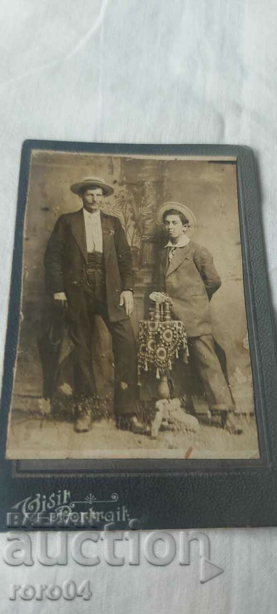 OLD PHOTO - CARDBOARD - 6 OLD PHOTO - CARDBOARD - 6