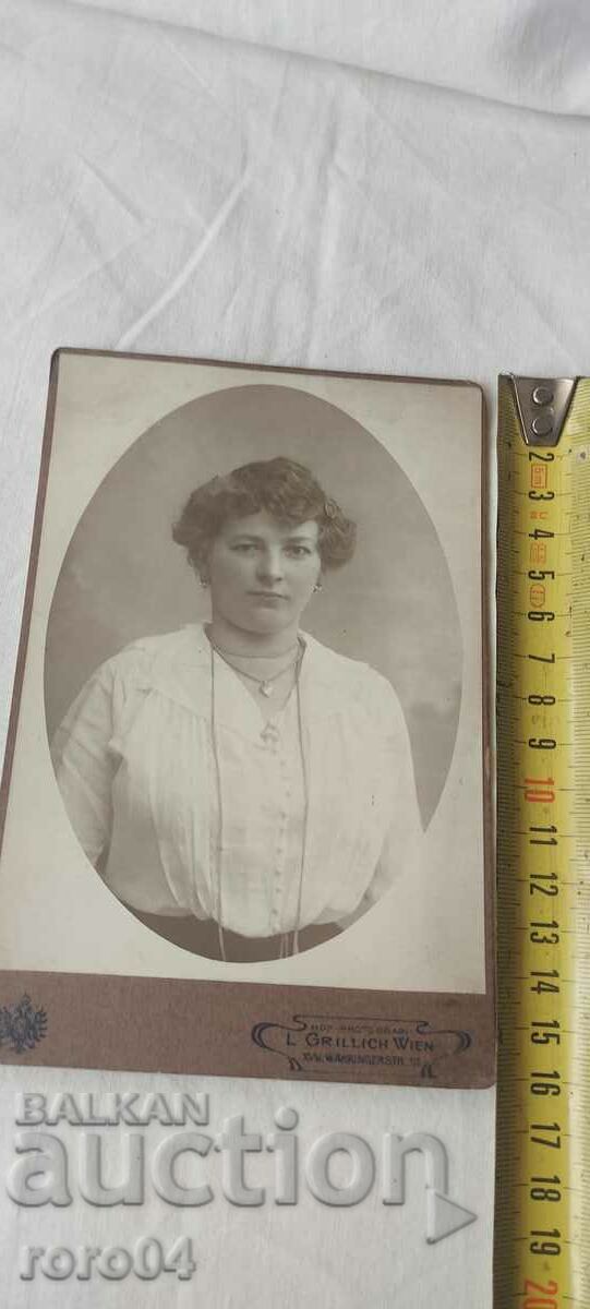 Auction OLD PHOTO - CARDBOARD Auction OLD PHOTO - CARDBOARD