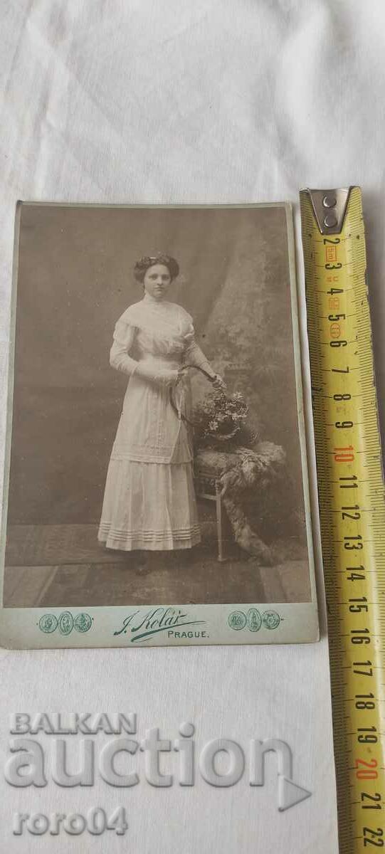 Delivery of OLD PHOTO - CARDBOARD