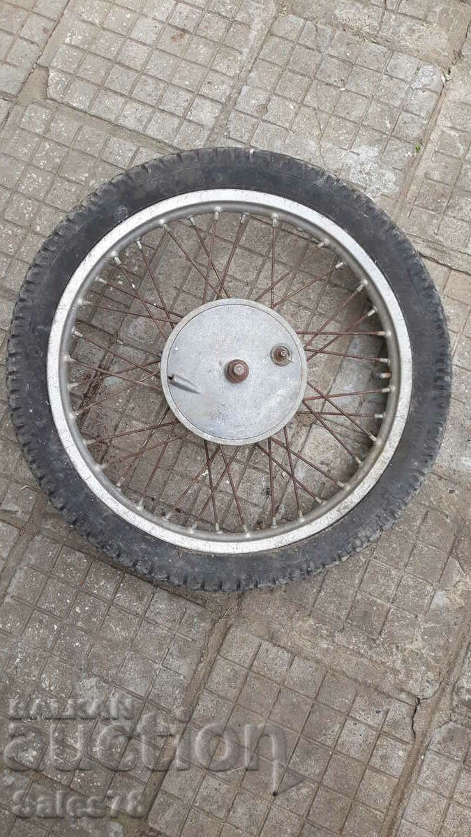 Tire cap for an old bike